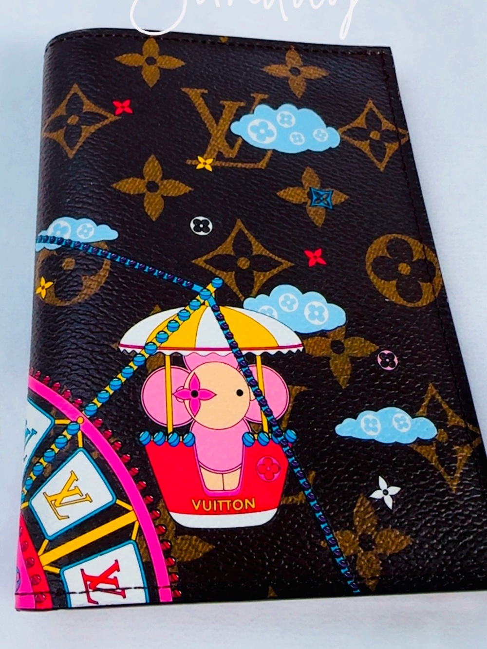 ♥️Louis Vuitton Monogram Big Wheel Passport cover ♥️